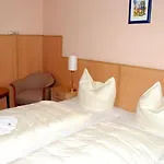 암 칼스토르 3* 카를스루에