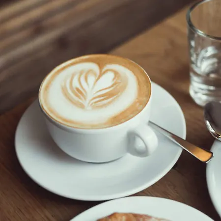 Hotel Am Karlstor 3*