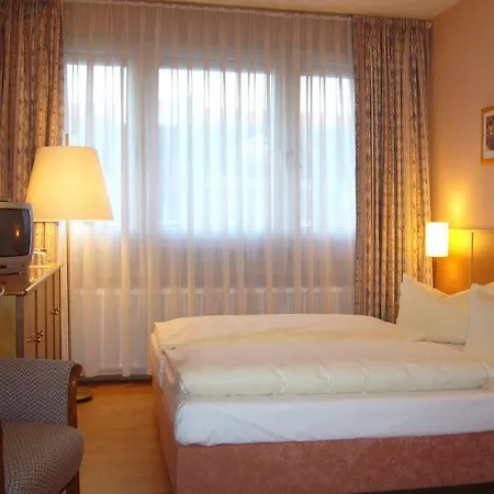 Am Karlstor 3* Karlsruhe